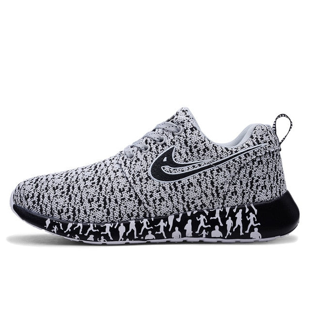 New Mesh Men Casual Shoes Super Light Breathable Lace-up Men Shoes Fashion Outdoor High Quality Sneakers Zapatos Hombre 38-47